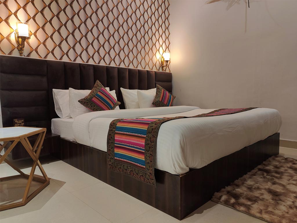 the-pinaki-room-images-1